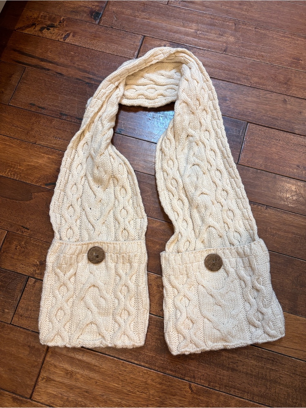 “Aran” Women Button Pocket Scarf, Cream, Cable Knit, 100% Merino Wool 59x10
